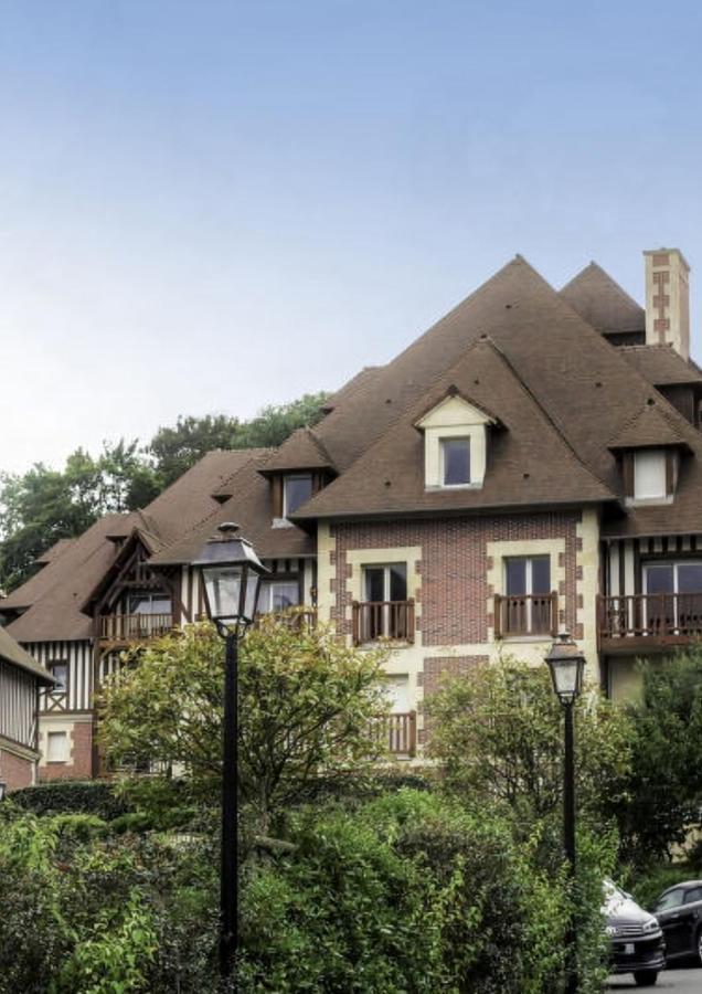 Le Bellevue Apartment Довил Екстериор снимка